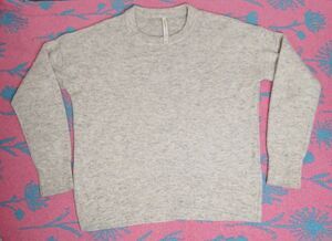 Babaton women medium alpaca wool beige sweater super soft boxy crewneck slouchy